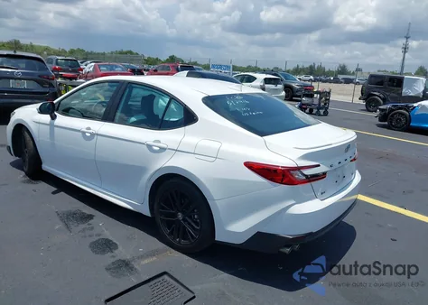 2025 Toyota Camry Se из США, поврежденный, VIN 4T1DAACK3SU517916